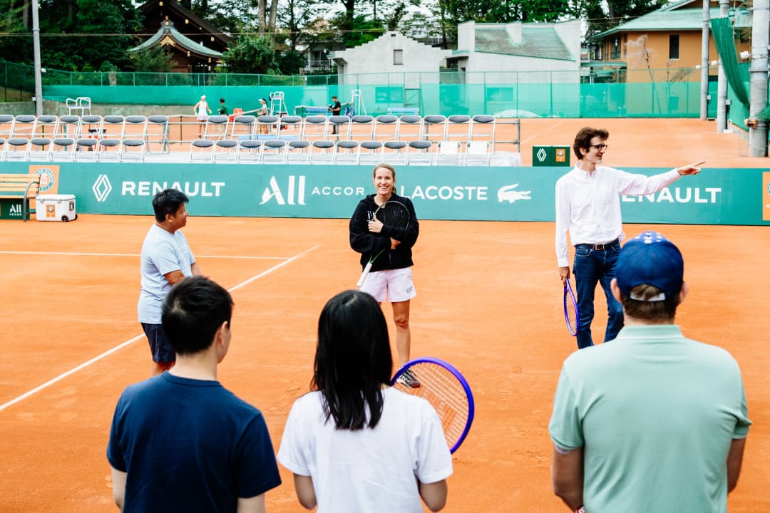 Roland-Garros Junior Series by Renault with Tennis Legend Justine Henin - 18 October 2026 ローラン ギャロス ジュニア シリーズ by ルノー アンバサダー テニス界のレジェンドジュスティーヌ・エナン氏と過ごす特別な一日 ― 2026年10月18日（日）