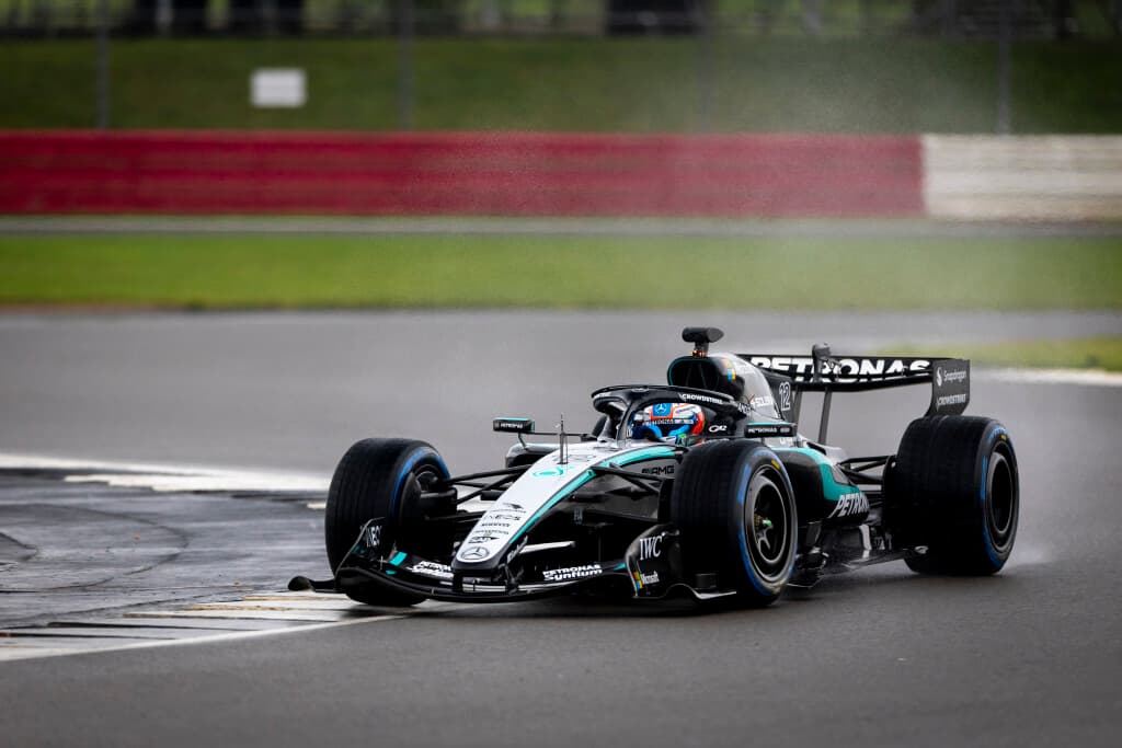 Mercedes-AMG PETRONAS F1 Team in Silverstone + Stay