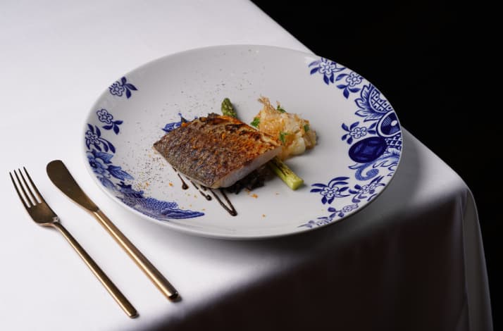 Get creative at the dining table with a chef-led gourmet plating session