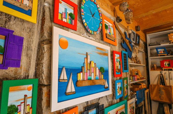 Create a unique art piece at a seaside studio in Novi Vinodolski