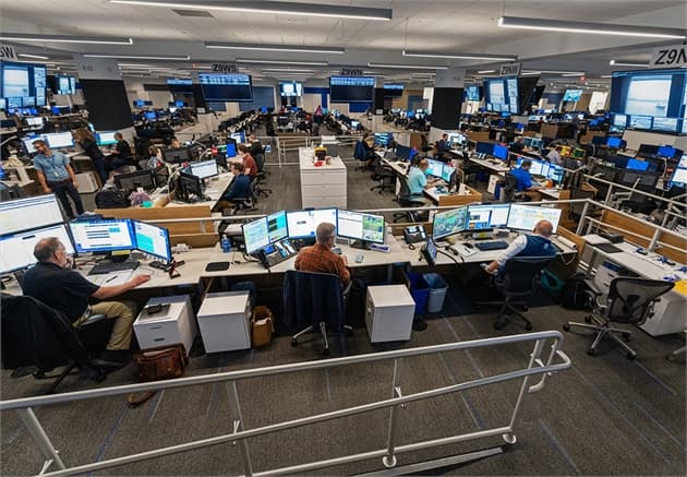 Go behind the scenes of United's Network Operations Center and Innovation Lab