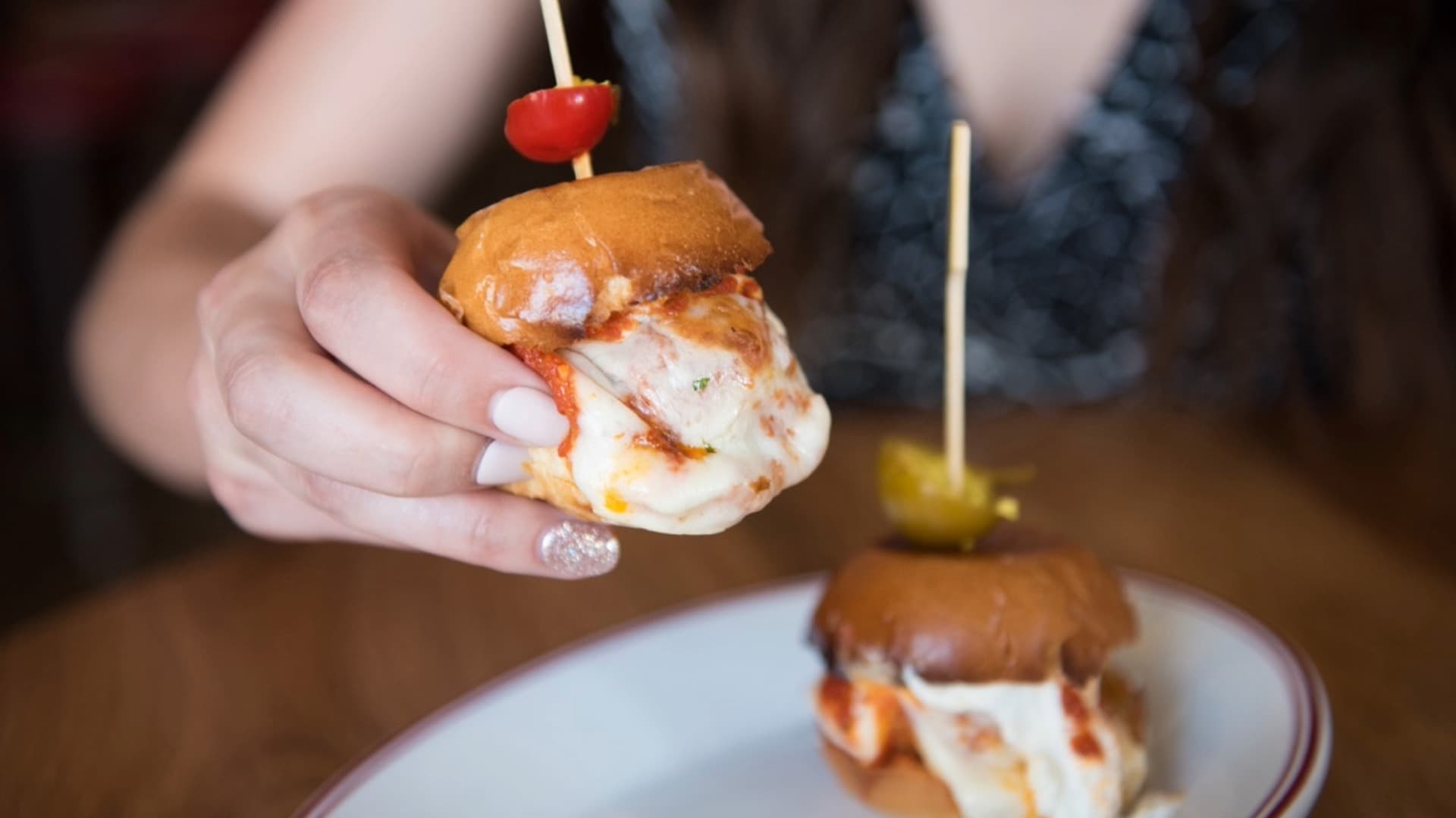 Las Vegas Secret Food Tour with Drinks For One