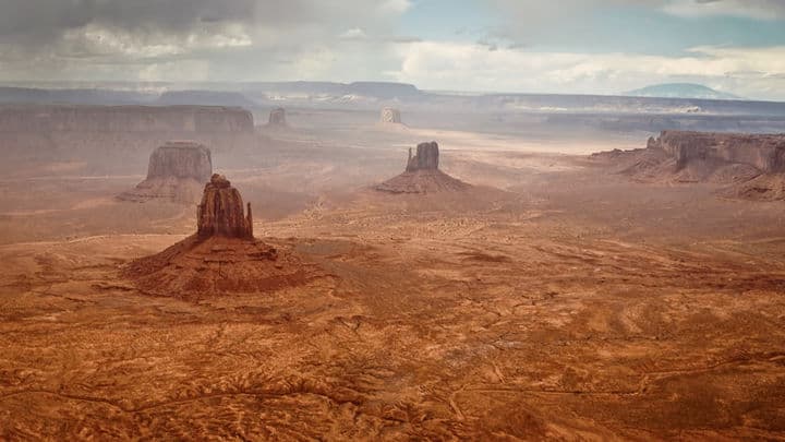 Monument Valley & Canyonlands Airplane Tour