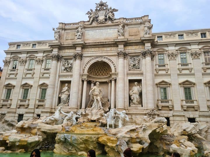 Rome Highlights: Essentials of the Eternal City Half Day Private Tour