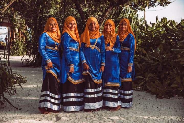 Islands of Meaning—A Day in the Life of a Maldivian