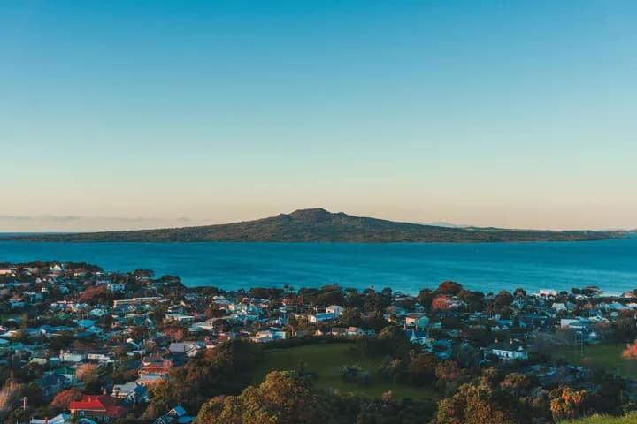 Rangitoto Summit Hike