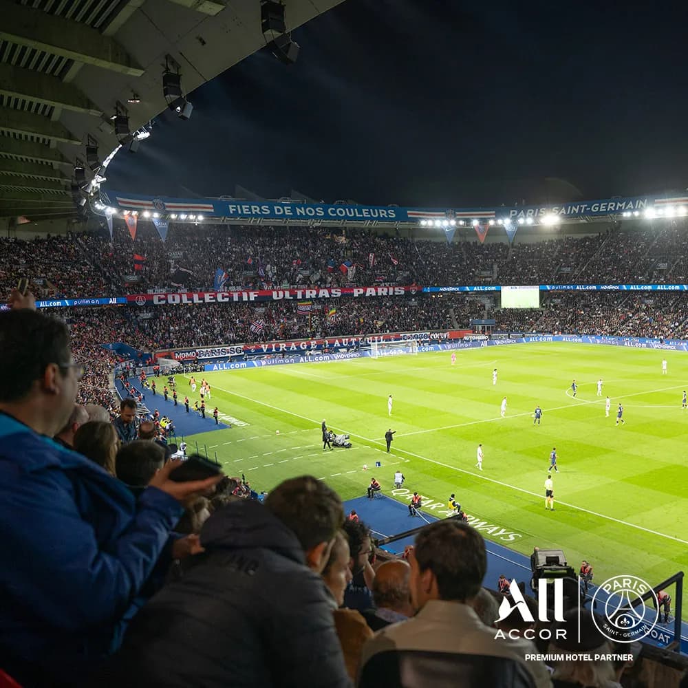 2 tickets - Paris Saint-Germain - Liverpool - Borelli stand (Access 323) - 8 April 2026